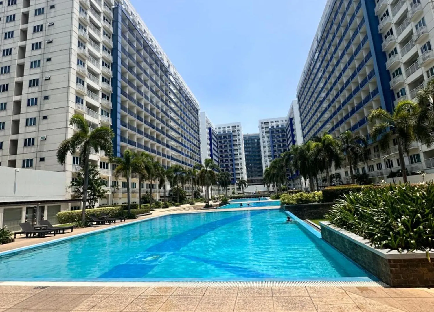 1Bedroom With Balcony Facing Moa Manila