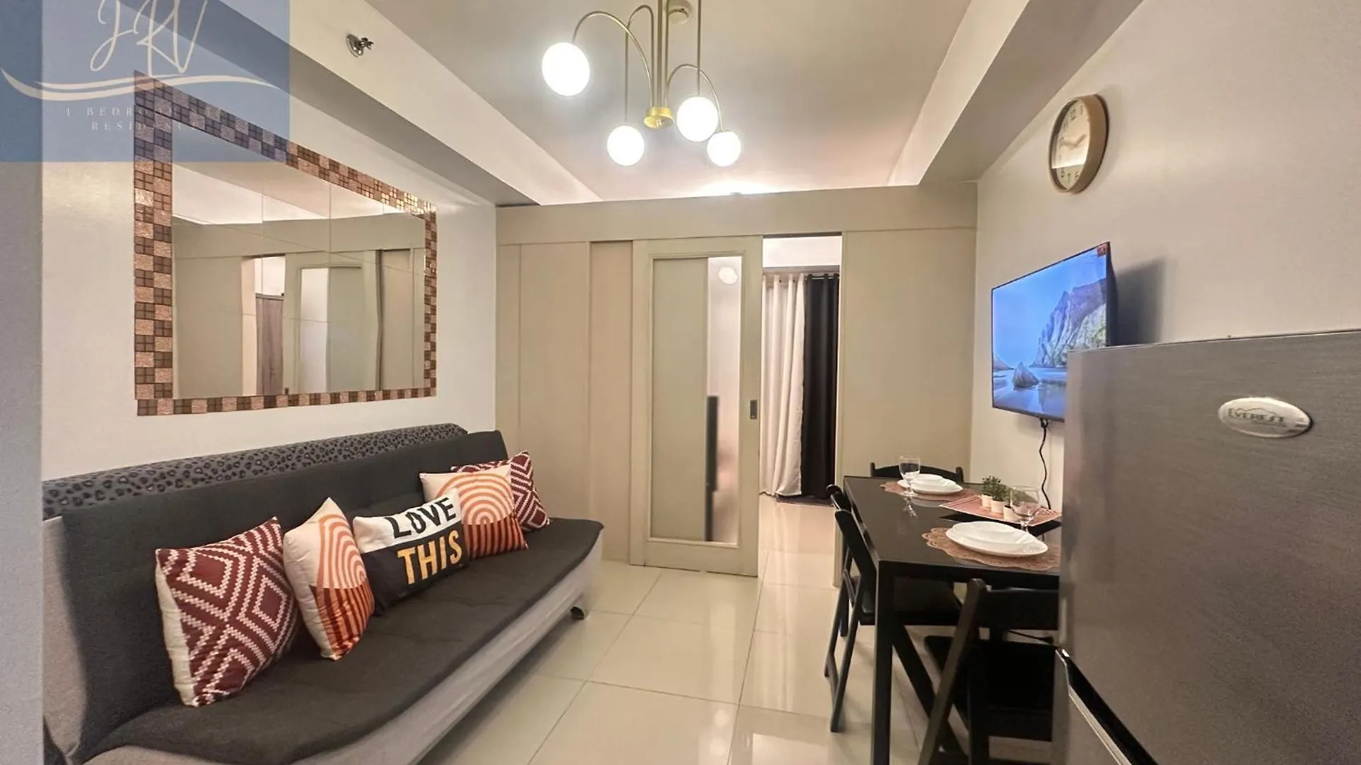 1Bedroom With Balcony Facing Moa Manila Philippines