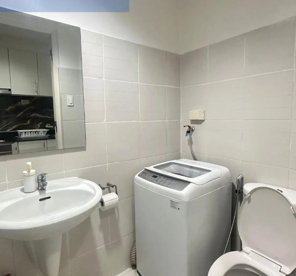 Apartment 1Bedroom With Balcony Facing Moa Manila